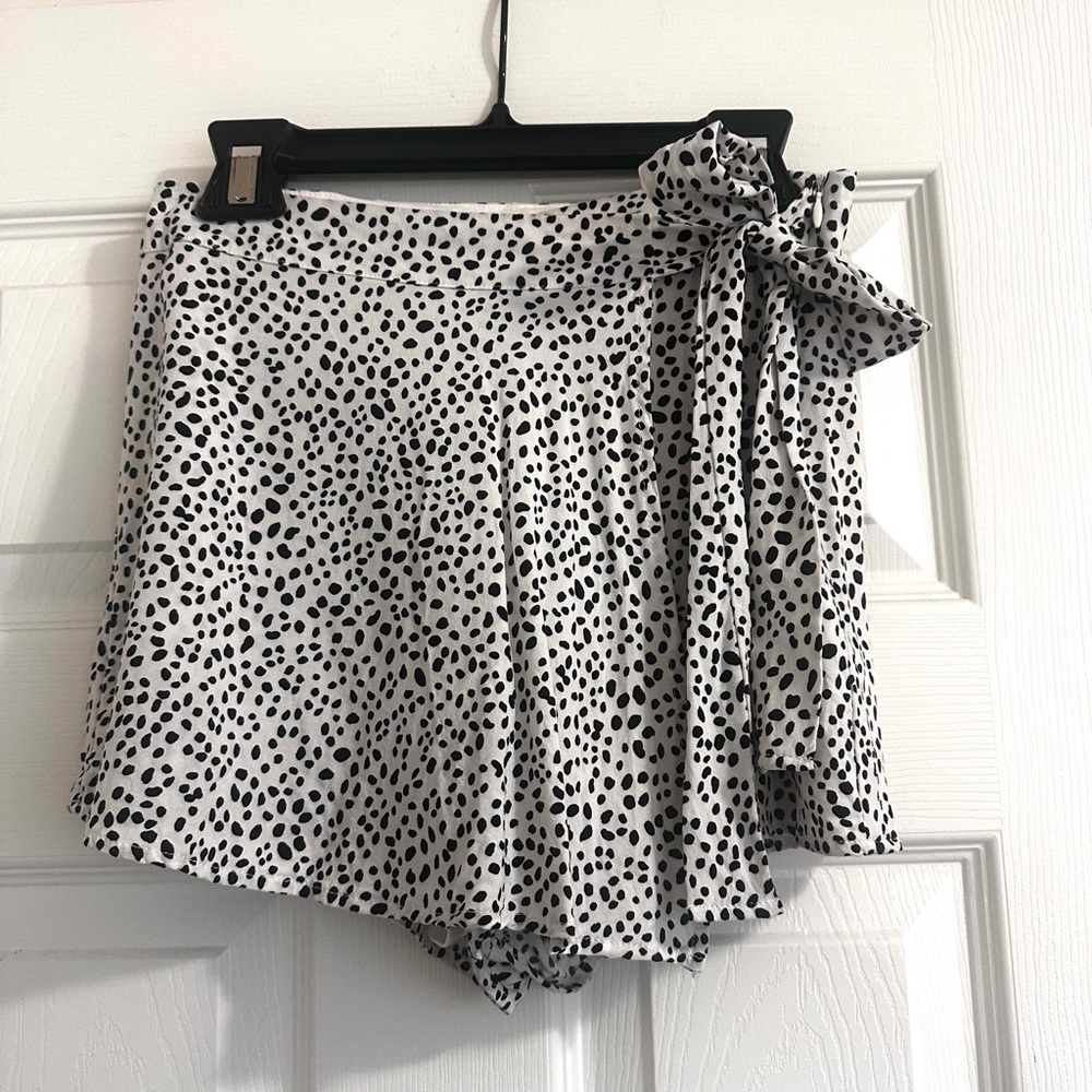 Altar’d State Polka Dot Dalmation Print Skirt/Skort